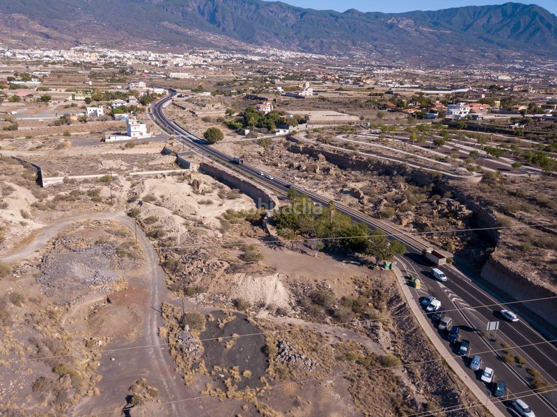 Foto 68c669b9-c31c-4195-9192-48c4d6c85fb0. Finca rústica a diseminado puertito guimar 11 a Centro Güímar