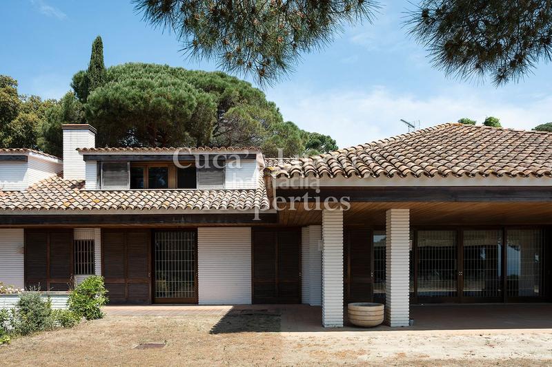 Foto 44f66f73-481d-4906-86a0-a868d77a3220. Chalet mit heizung parking pool in Rocaferrera Sant Andreu de Llavaneres