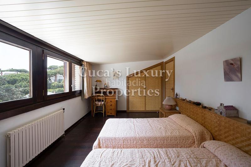Foto 6c09e45c-e515-4527-b524-fd0807f7c3a3. Chalet mit heizung parking pool in Rocaferrera Sant Andreu de Llavaneres
