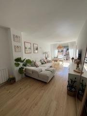 Duplex à Arenys de Munt. Bien ubicado, soleado, moderno, parking incluido