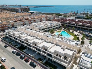Appartement à Calle maestro quino 170. Planta alta con solarium