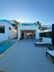 Casa a Bigastro. ? villa adosada en bigastro – €339,000 ?