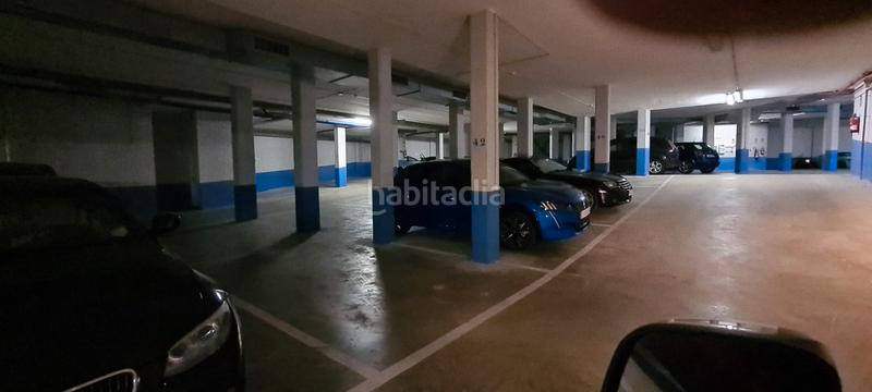 Foto 395083ba-457e-40f0-9ca4-92ae7df3f4b4. Location parking voiture dans Ponent Reus