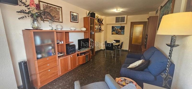 Foto 4b9e6a91-f351-48ad-b233-807075de316c. Apartamento piso en venta en sol de españa primera linea vistas piscina y garaje en Cambrils
