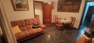 Piso en Calle pascual abellán 4. Piso ara entrar a vivir en buena zona de el barrio de el carmen