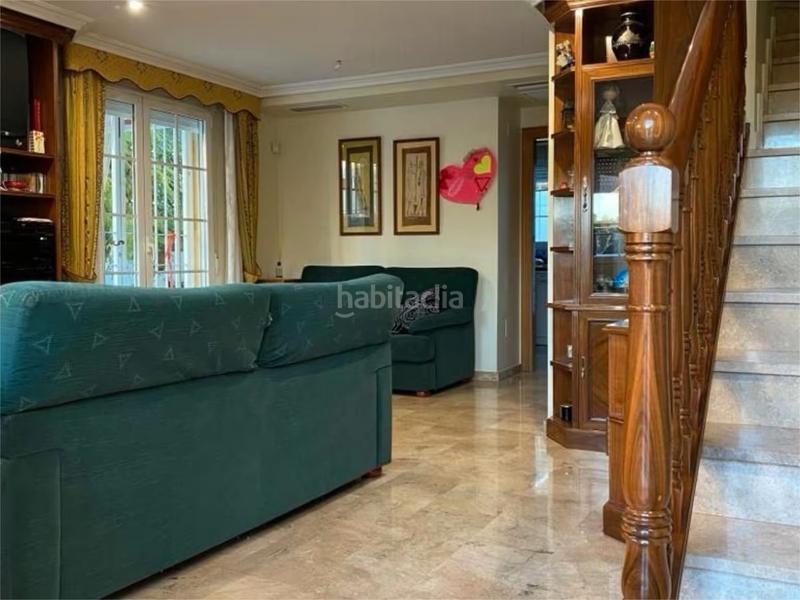 Foto 9cf7e810-f112-4a41-ac7b-11f483d2f585. Casa pareada en calle de los caños 3a triplex con jardín y piscina comunitaria en pleno verdolay en santo ángel en Murcia