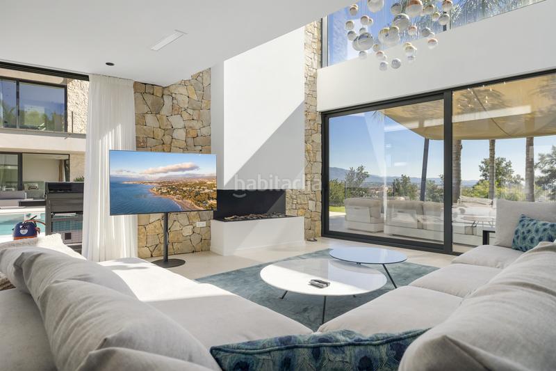 Foto ecd2e37b-6955-4926-8027-5f9ff2e95361. Casa villa de lujo en primera línea de golf en La Alquería, en Benahavís