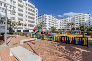 Apartment in Rodeo Alto - Guadaiza - La Campana. Amplio apartamento de 4 dormitorios en la campana, nueva andaluc