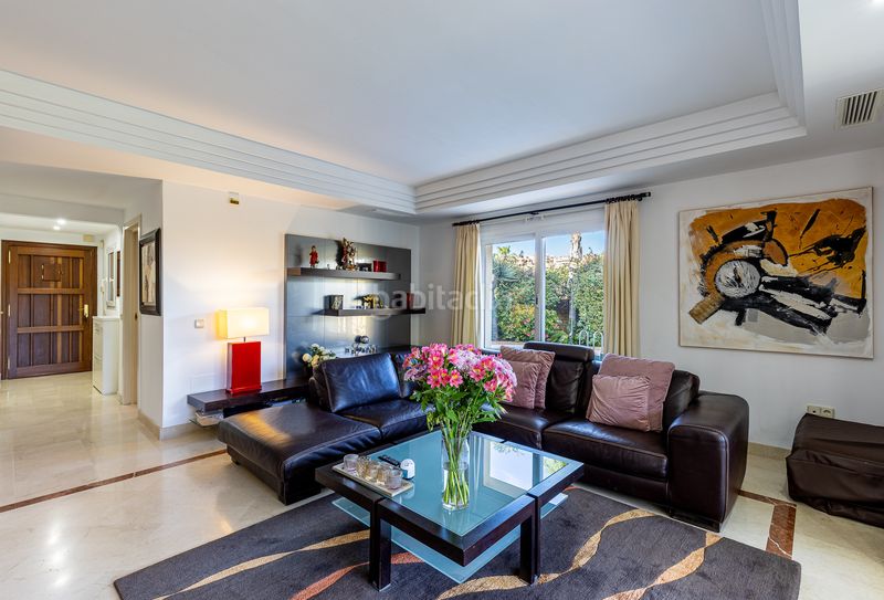 Foto 14db624b-7aa1-4273-b72e-d6583b726689. Casa aparellada amb aparcament piscina a Riviera del Sol Mijas