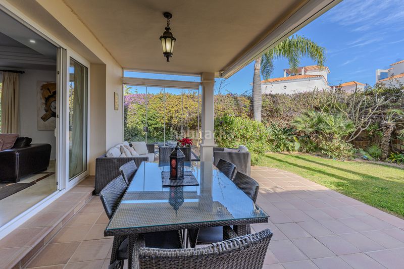 Foto 39a666d5-4486-4abc-bc3e-d3694095012c. Casa aparellada amb aparcament piscina a Riviera del Sol Mijas