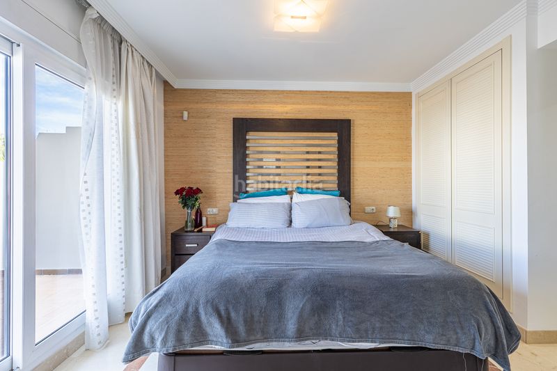 Foto 42f36686-23d1-4620-835b-c8bb91bb1f9f. Casa aparellada amb aparcament piscina a Riviera del Sol Mijas