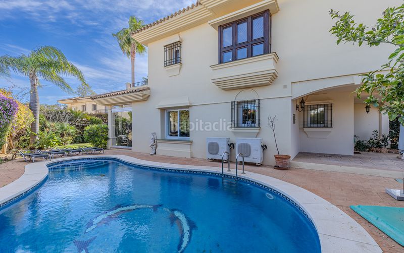 Foto d65caba0-93d0-426c-94dc-59432096824c. Casa aparellada amb aparcament piscina a Riviera del Sol Mijas