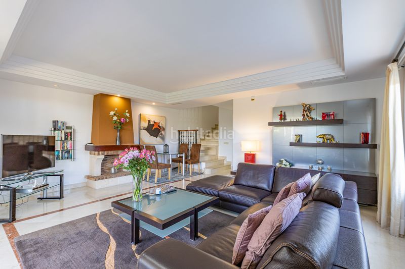 Foto fc557511-efe3-43fd-be8a-53d5fbdba81f. Casa aparellada amb aparcament piscina a Riviera del Sol Mijas