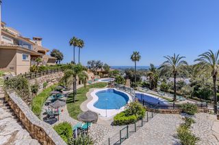 Piccolo appartamento in Ojén pueblo. Precioso apartamento con jardin privado, en la mairena