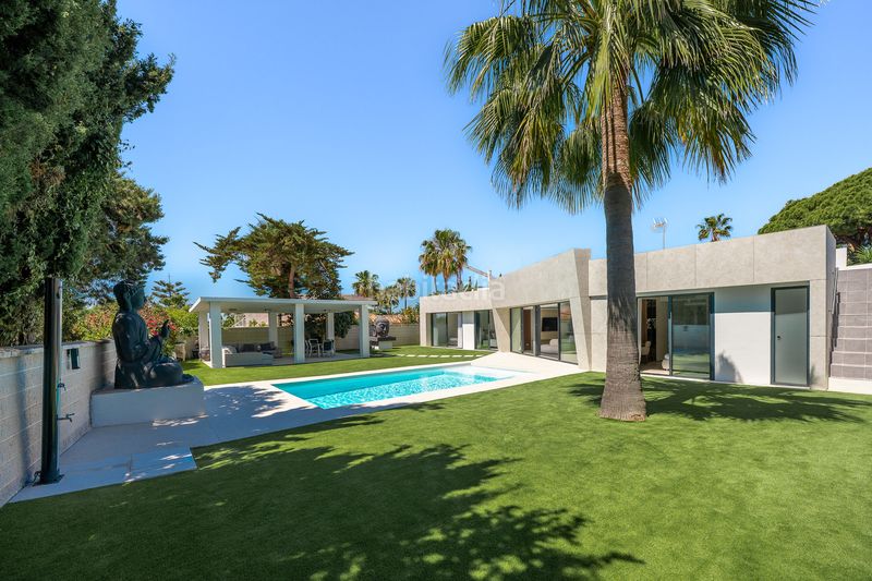 Foto 260ef305-6248-49ee-99ff-751d761bdf65. Casa amb aparcament piscina a Marbesa Marbella