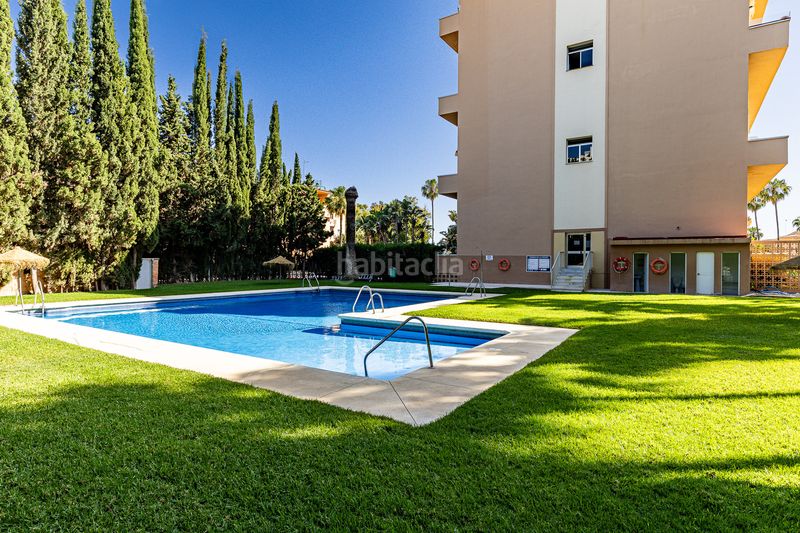 Foto ce408c39-8b57-4fbe-baaa-d0ef92e0843d. Dúplex amb piscina a Marbesa Marbella