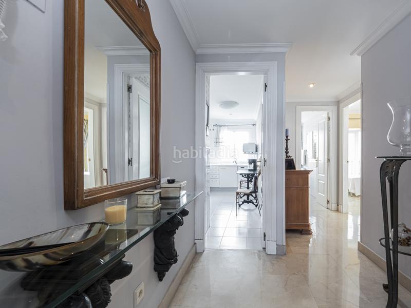 Foto 73dc3fc5-6bb2-42c9-b31d-9a40fb9e939f. Apartamento  en primera linea de playa en la herradura en Marbella
