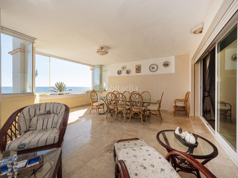 Foto 9e846a17-ae24-4bb9-b32a-b1b974646b9c. Apartamento  en primera linea de playa en la herradura en Marbella