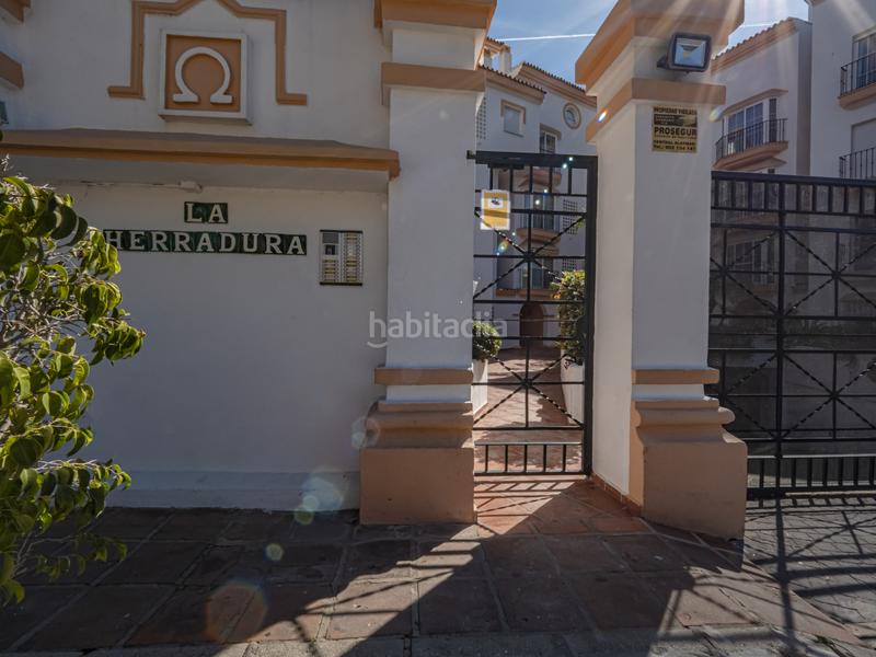 Foto af002b02-82e8-4ace-9464-2a923eee0471. Apartamento  en primera linea de playa en la herradura en Marbella