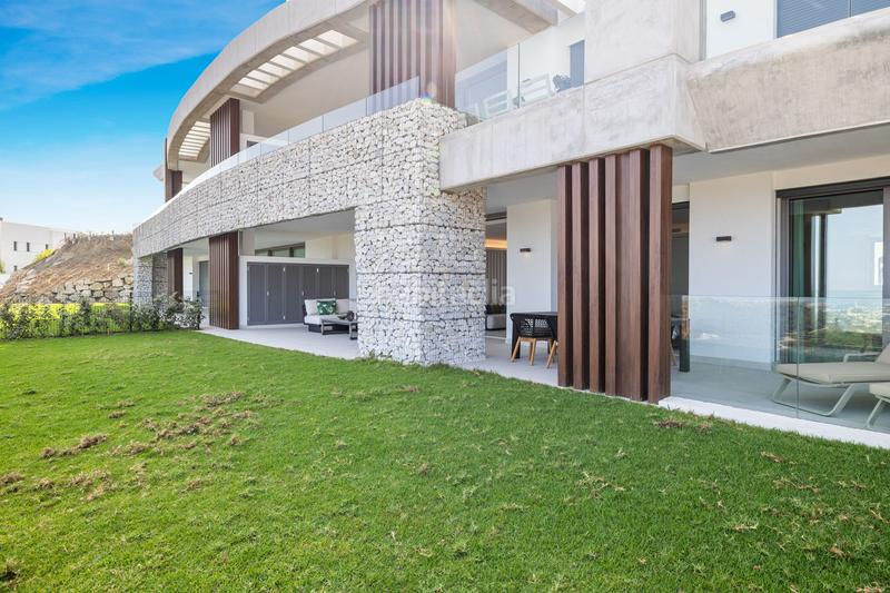 Foto fa746d37-3c37-4454-827c-16251f08d7f0. Planta baixa amb aparcament piscina a La Quinta Benahavís