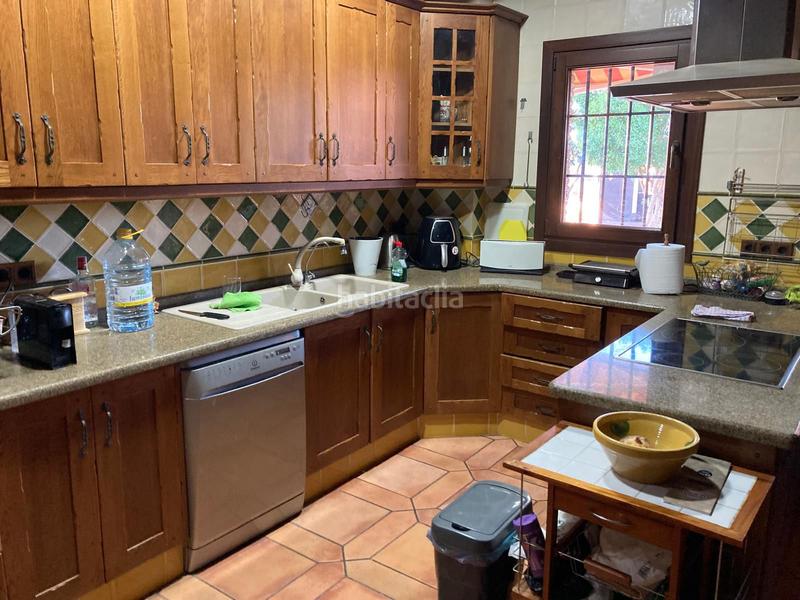 Foto 1a1775a6-626a-4331-aa3a-d5298e71d09e. Chalet traditional andalusian style villa en Centro ciudad Fuengirola