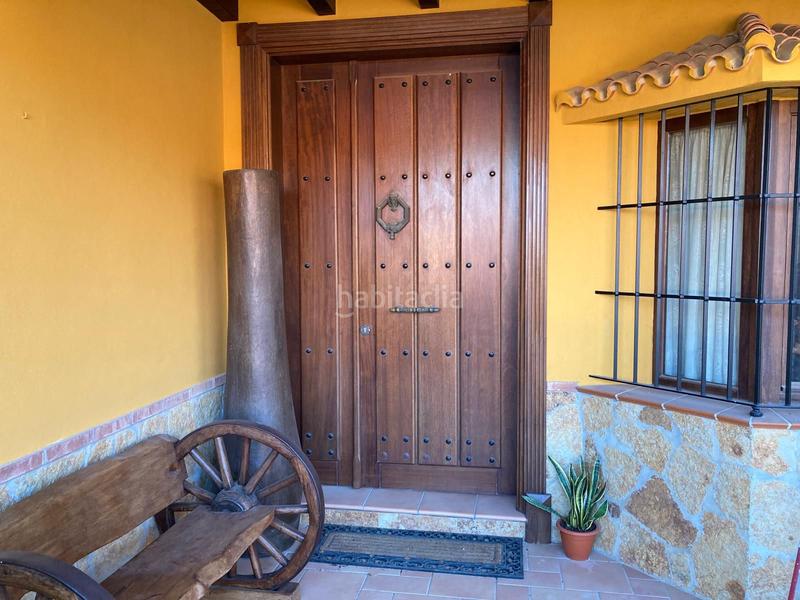 Foto 41bfdf2a-4128-4be7-b9a3-6c6cfb2c5725. Chalet traditional andalusian style villa en Centro ciudad Fuengirola