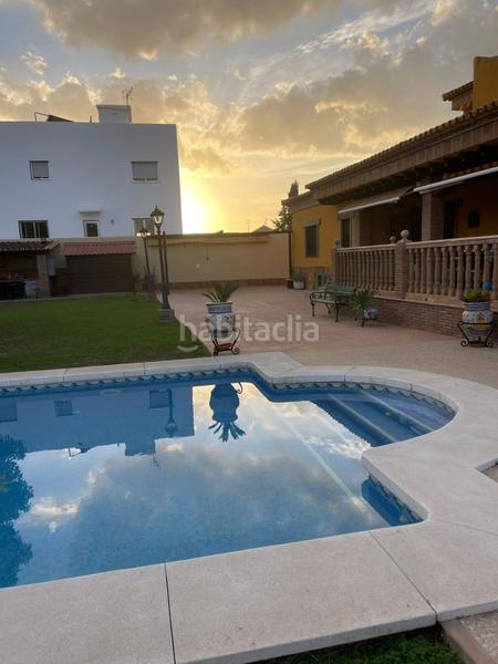 Foto d129b992-73a8-45b4-80df-c78a11bc00c3. Chalet traditional andalusian style villa en Centro ciudad Fuengirola
