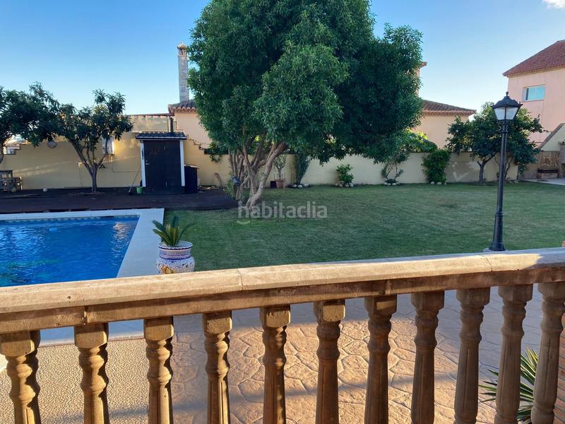 Foto f977cd21-5478-40b8-8260-61a298e6f2dc. Chalet traditional andalusian style villa en Centro ciudad Fuengirola