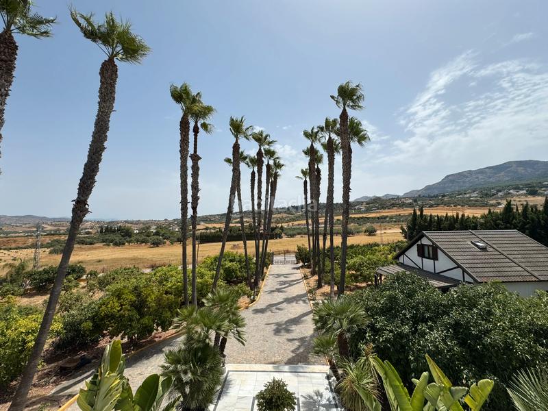 Foto 009c1670-6afe-4f9f-9c50-ca62d72fb750. Chalet in calle de alhaurín el grande 24 in Cártama