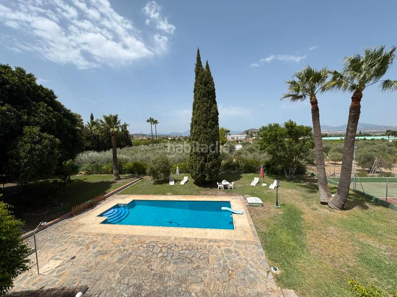 Foto 11f42e96-3911-4a4c-94b1-f8af340d0245. Chalet in calle de alhaurín el grande 24 in Cártama