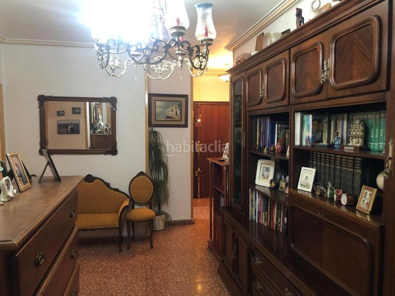 Foto 52f3f0af-aec3-4e1f-9925-204974d349a0. Piso  en venta en gran vía, 3 dormitorios. en Hellín