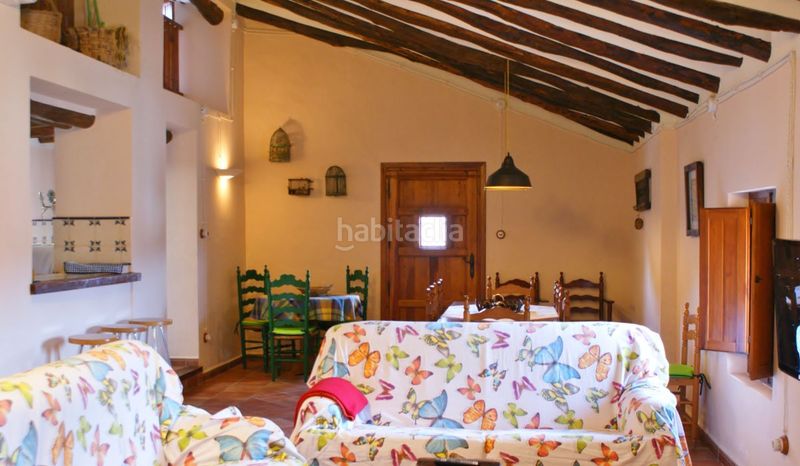 Foto a1d1a568-1492-489f-b725-e12a4234c4cb. Maison avec parking dans Hellín