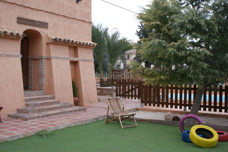 Foto bff79ecc-8c9b-4f87-9d0a-b5e61e40df64. Maison avec parking dans Hellín