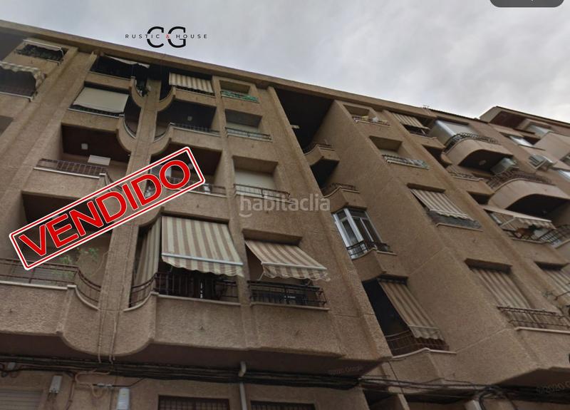 Foto 9968f388-477f-4efa-a30f-28ecd85cebd4. Piso  en venta en gran vía, 3 dormitorios. en Hellín