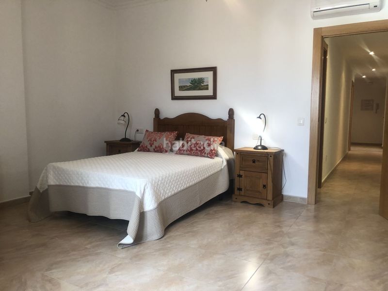Foto 3d3851f0-5742-4d93-93d8-9240862870e4. Piso  en venta , 3 dormitorios. en Hellín