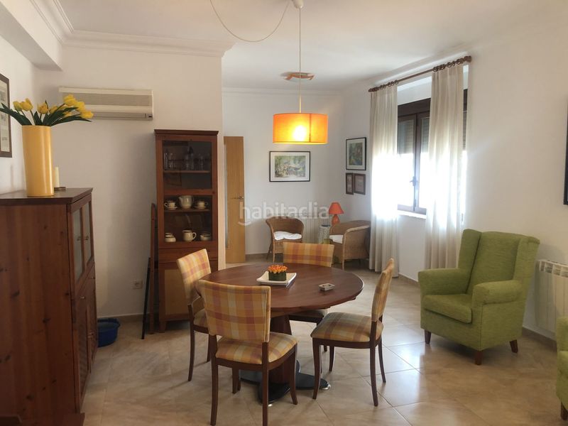 Foto c2bfcb1e-454e-4bed-8685-0091d8e56cb5. Piso  en venta , 3 dormitorios. en Hellín