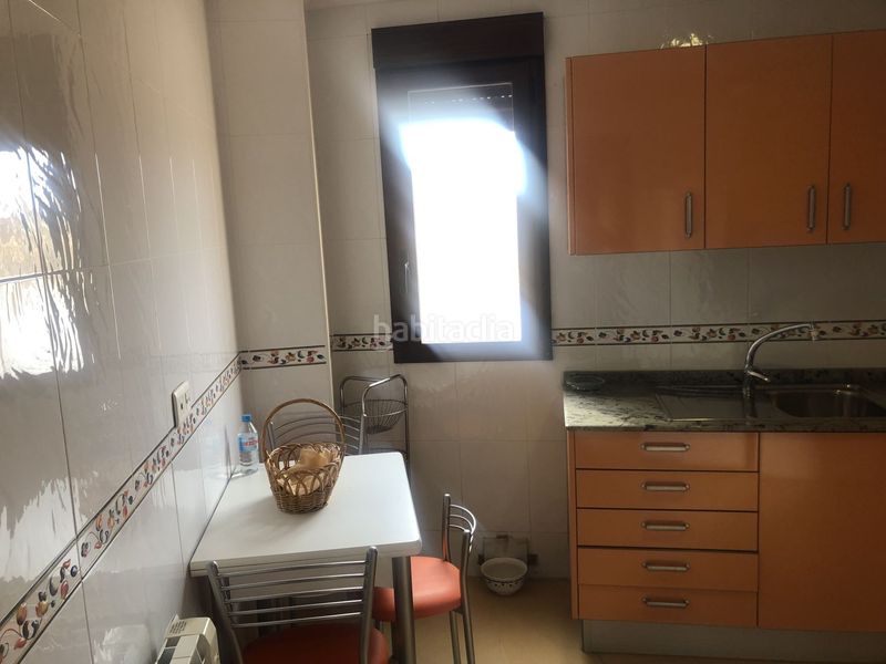 Foto d6f4c1b1-55e0-4a29-a890-cd0be860bc8c. Piso  en venta , 3 dormitorios. en Hellín