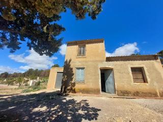 Country house in Mula