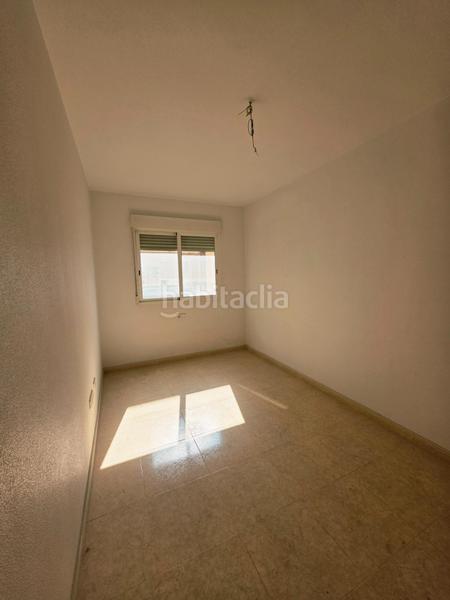 Foto b2f129b8-0a55-45b9-9ad3-31e2cd71cea0. Piso en Beniel