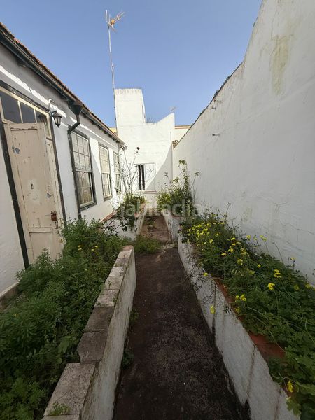 Foto c2cbeaf8-3c09-434f-81a9-63b5449decdd. Casa a La Laguna San Cristóbal de La Laguna