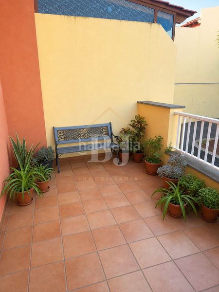 Foto d187fc8c-51c2-461e-8ef7-52c17f9ee37e. Casa adossada amb aparcament a Buen Paso - La Mancha Icod de los Vinos