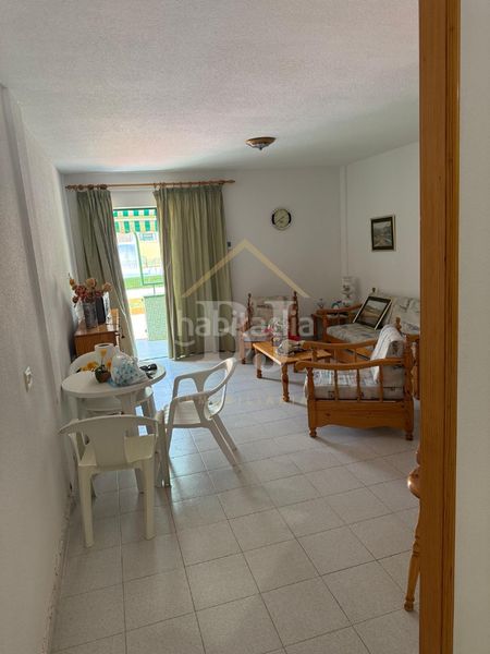 Foto 5a06b2ae-04e7-41b5-bd7c-bde9fda40787. Apartament amb aparcament piscina a Costa del Silencio Arona