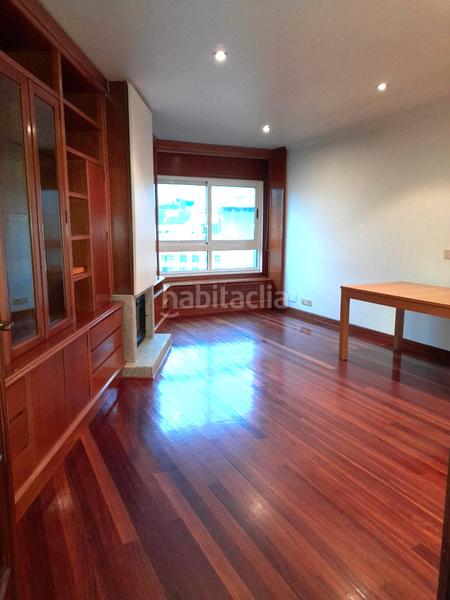 Foto 40b26216-71a4-4f64-9306-83ff3a51aaba. Affitto appartamento con camino riscaldamento parcheggio in Pontevedra