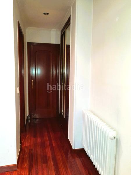 Foto c325381e-3cc3-422b-8fa8-61a250f50ab2. Affitto appartamento con camino riscaldamento parcheggio in Pontevedra