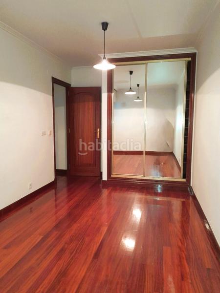 Foto 08b8589b-2ca2-4731-aa33-c8136e012369. Miete etagenwohnung mit kamin heizung parking in Centro - Echegaray Pontevedra