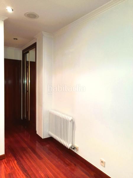 Foto 6bd77a1e-4708-49ce-96ff-04484717d0e0. Miete etagenwohnung mit kamin heizung parking in Centro - Echegaray Pontevedra