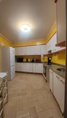 Appartement à Zona de Plaza de Barcelos. Piso de 102 m² con 4 dormitorios en el centro de pontevedra