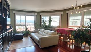 Pis  Rúa eduardo pondal 47. Céntrico y exclusivo en pontevedra ??