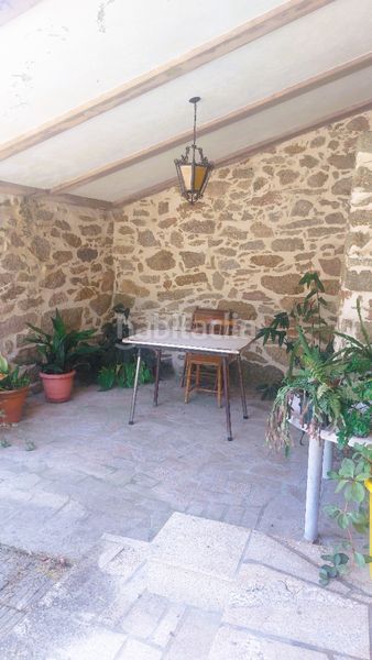 Foto 5d7c5d88-6623-4c10-8642-7d00d11682d6. Masia amb aparcament a Barro