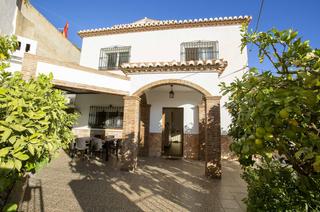 Chalet  Calle alta. Casa en el borge la axarquía
